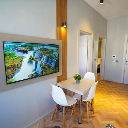 Moon Suites Анталия Екстериор снимка