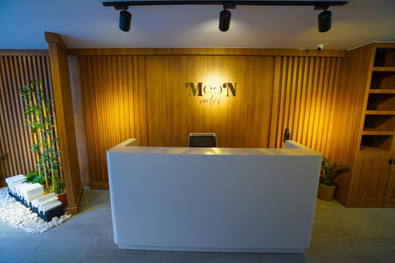 Moon Suites Анталия Екстериор снимка