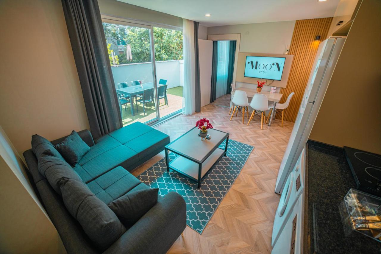 Moon Suites Анталия Екстериор снимка