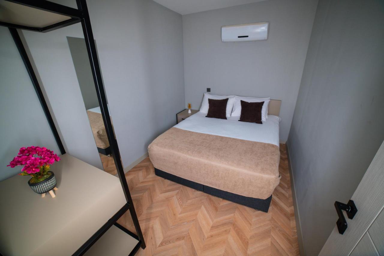 Moon Suites Анталия Екстериор снимка